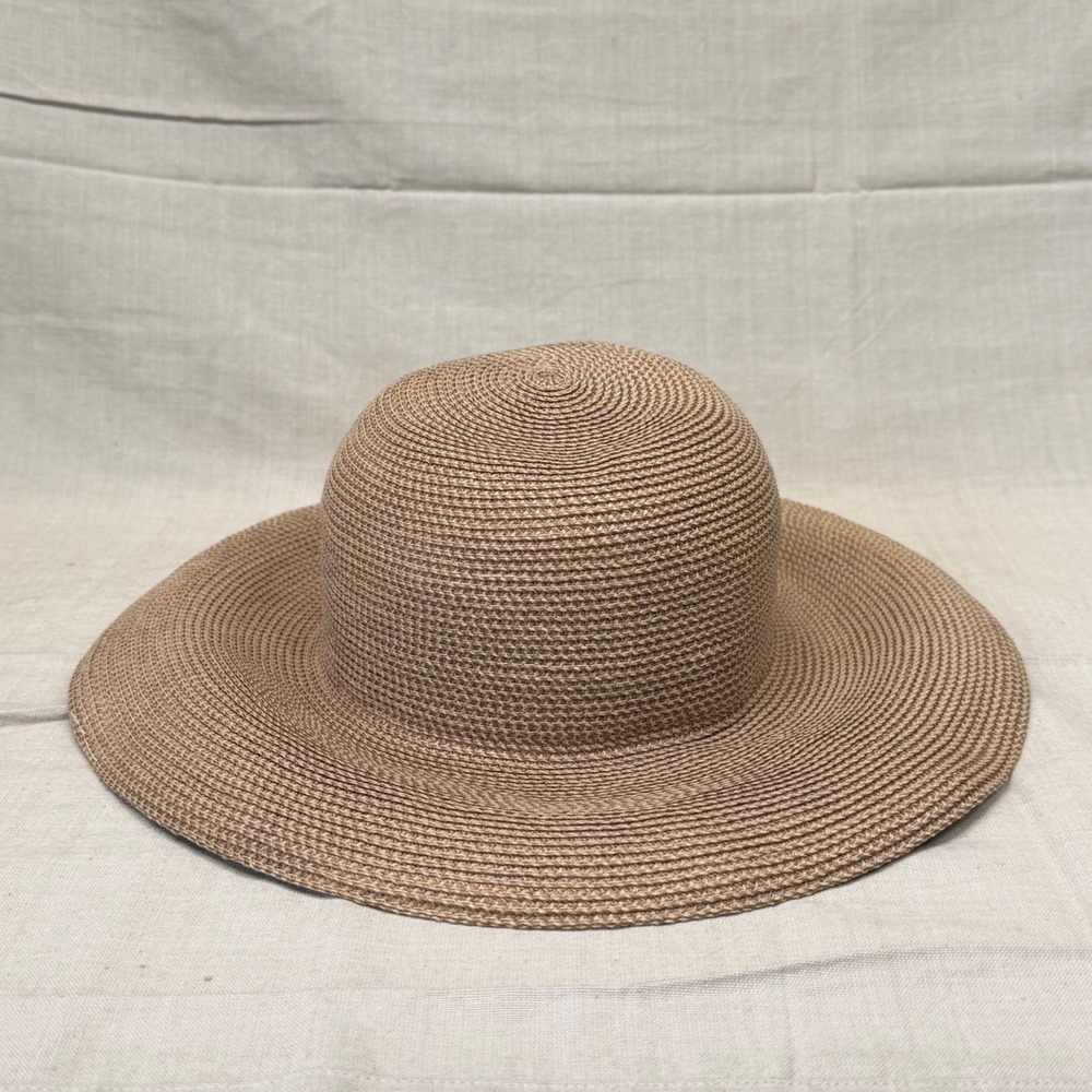 Eric Javits New York Squishee Straw Fedora Sun Hat Tan Brown Packable Women